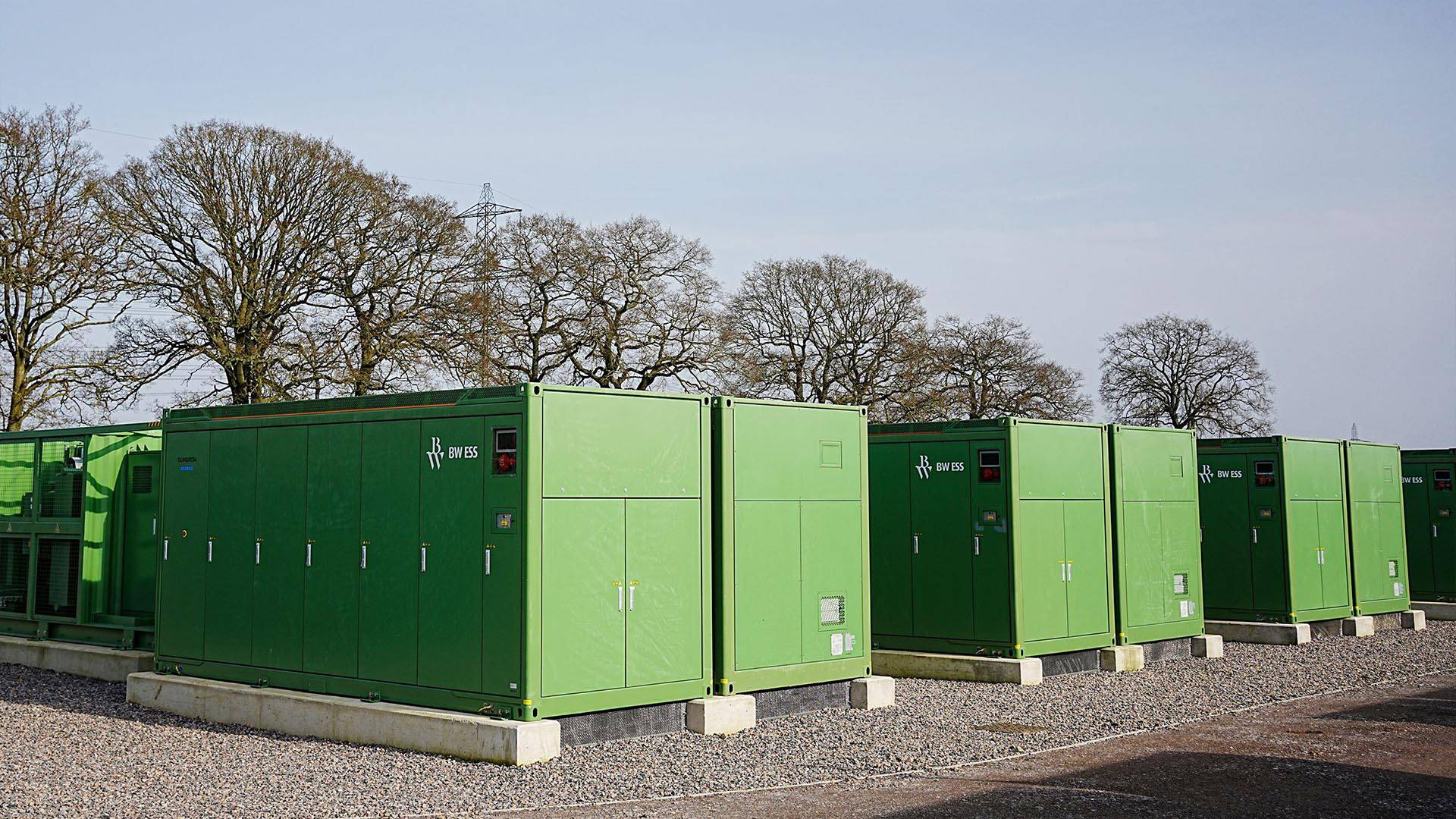 ���ܲ�����������������Ӣ����������ս��ݣ�