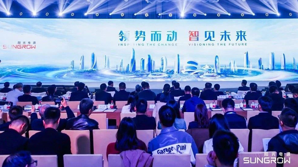 ��ӭ�ⴢ2000V��ʱ����PAT�Ƚ��������л��ֳɾ�������������������������ҵ���ܽ���ƻ���Ƥ�顷