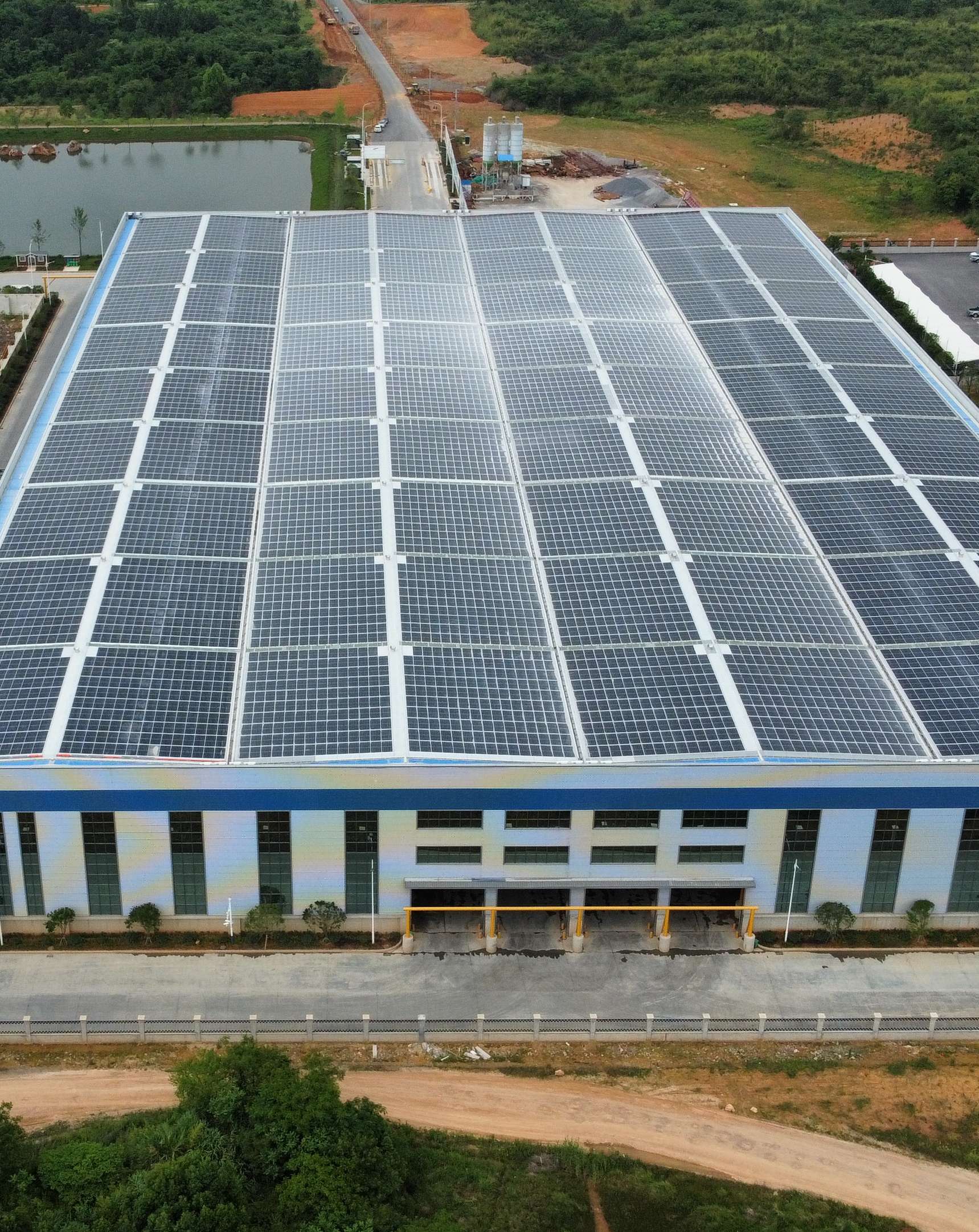 2022��4�������չ�Ԫ�������4MW�������BIPV��Ŀ���귢��Լ400���������Լ40%�õ���Ҫ.jpg